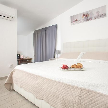 Romeo & Juliet Affittacamere 산타테레사의갈루라 외부 사진
